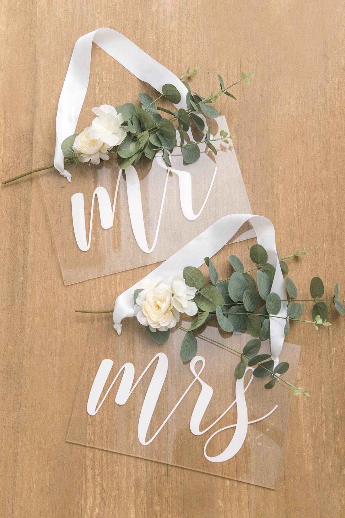 Acrylic Chair Signs - Mr&Mrs - lingsDev