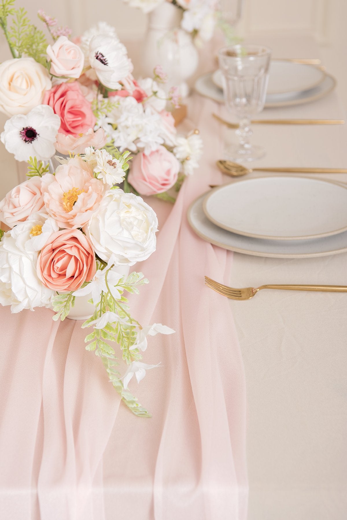 Romantic Sheer Table Runner 29"w x 10FT/14FT - Blush - lingsDev