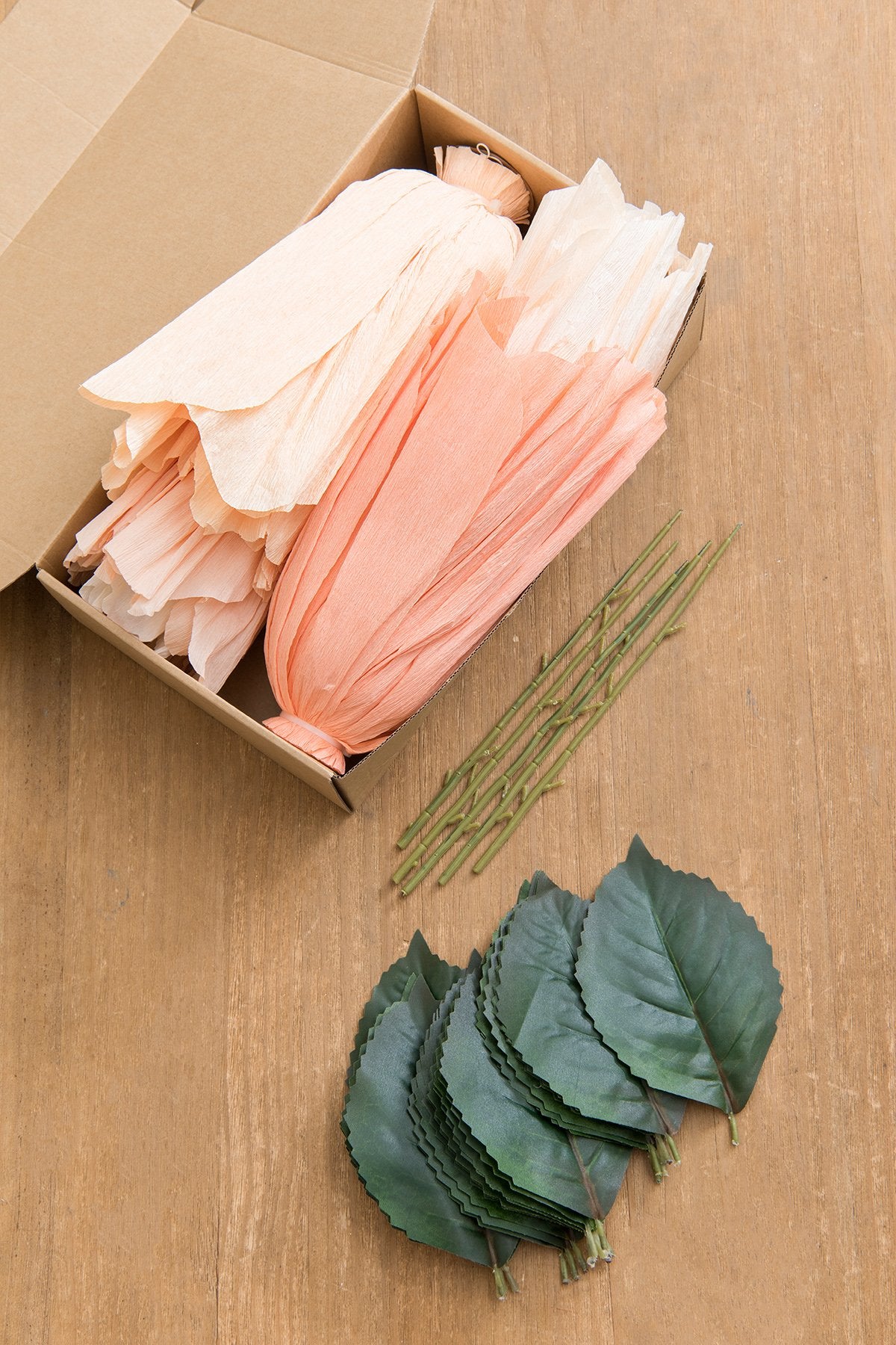 7pcs Extra Crepe Paper Flowers with Green Leaves - Coral & Peach - lingsDev