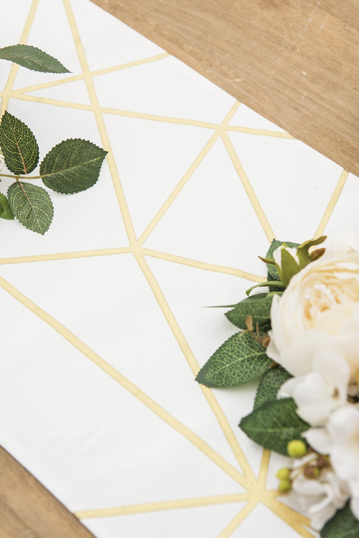 Gold Foil Geometric-Inspired Table Runner - Ling's moment