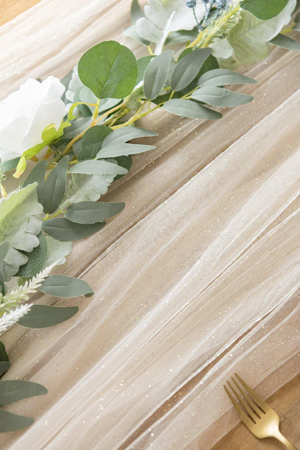 Extra Long Tulle Table Runner 30"w x 16FT - 4 Colors - lingsDev
