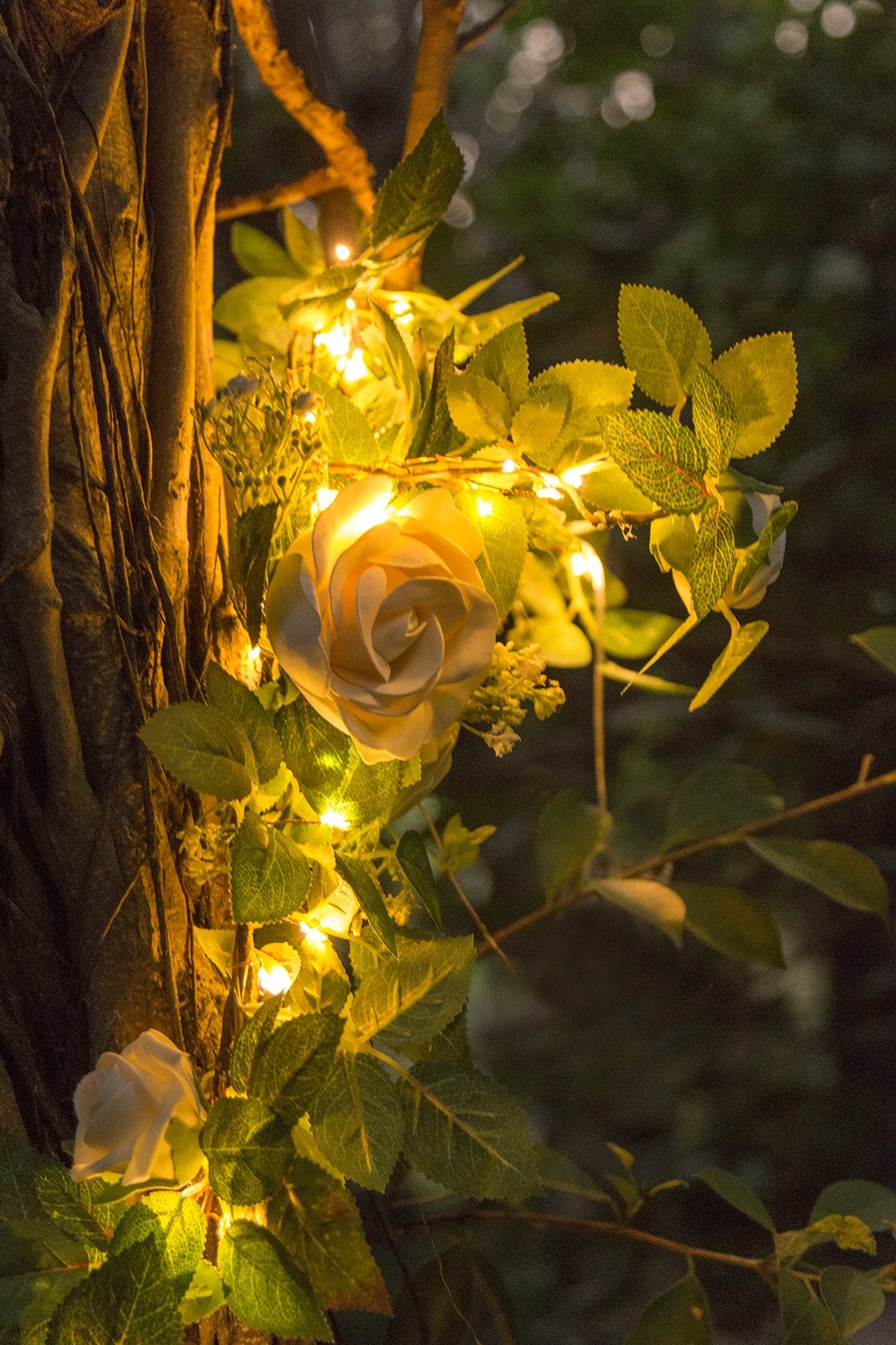 Rose Flower Runner with Light 6.5ft - Ling's moment