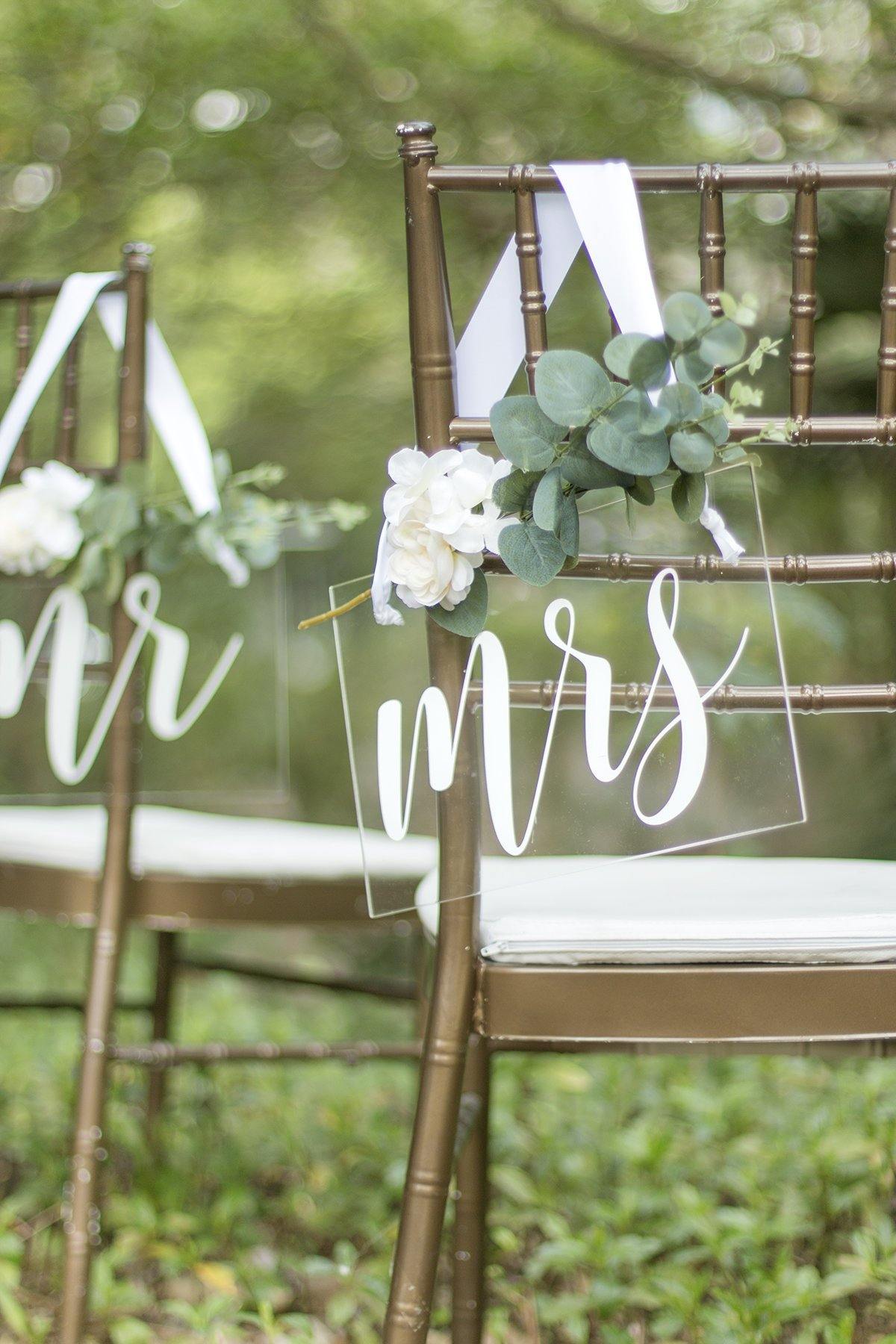 Acrylic Chair Signs - Mr&Mrs - lingsDev