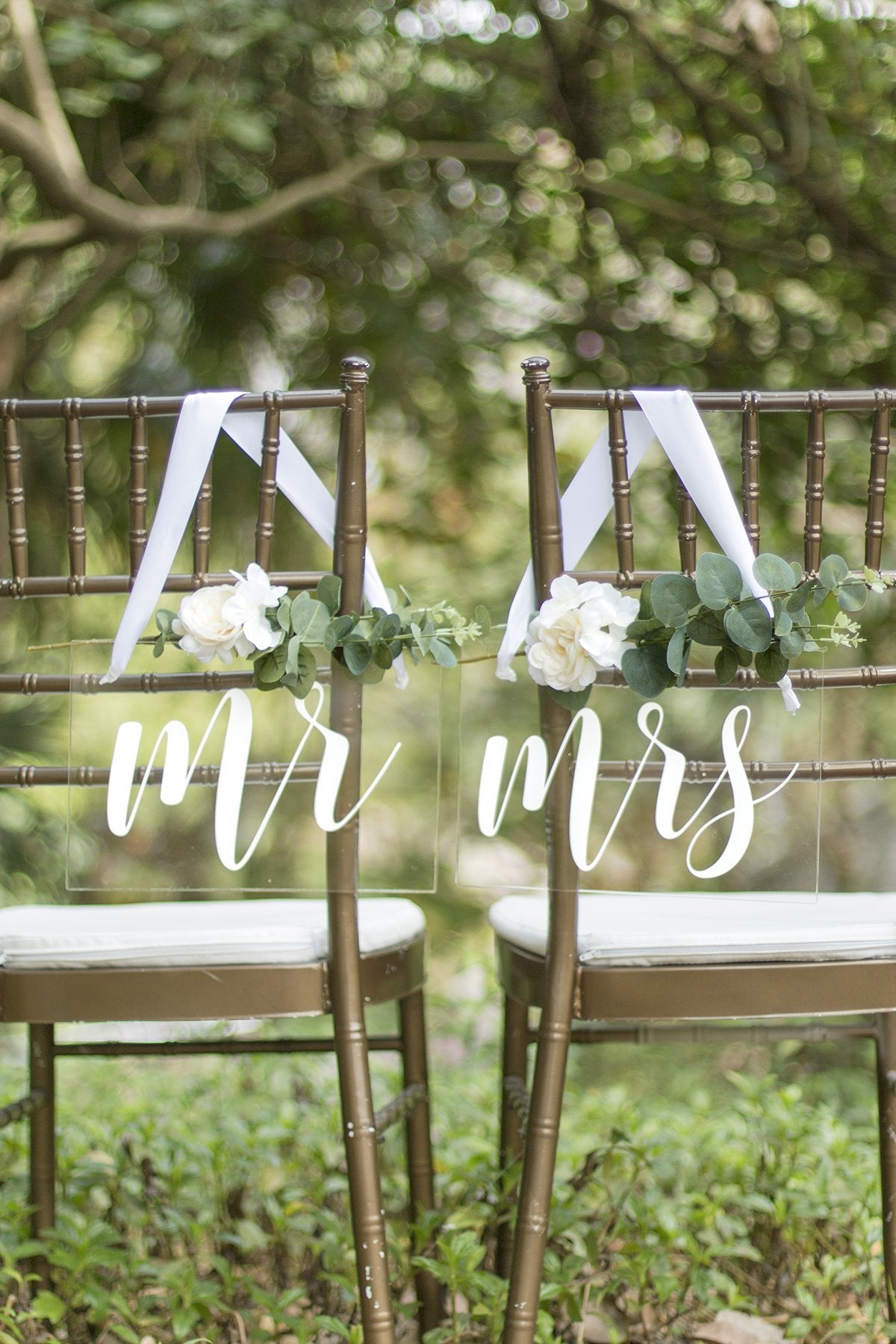 Acrylic Chair Signs - 3 Types - lingsDev